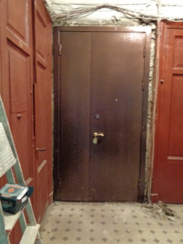 Входная металлическая дверь 05-69