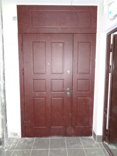 Входная металлическая дверь 05-78